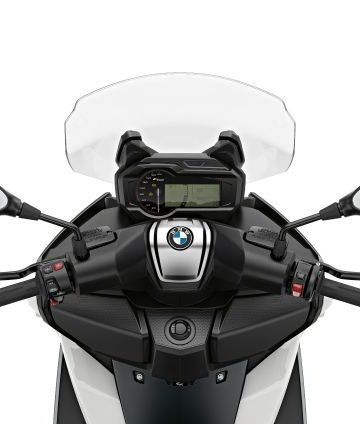 P90327562_lowRes_bmw-c-400-gt-11-2018