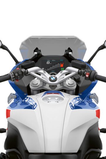 P90485988_highRes_the-new-bmw-r-1250-r
