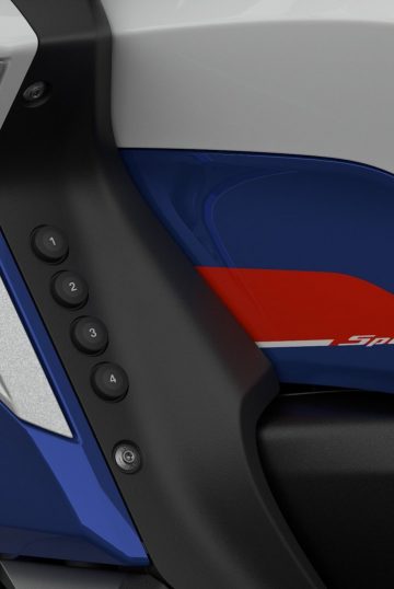 P90440620_lowRes_bmw-k-1600-gt-10-202