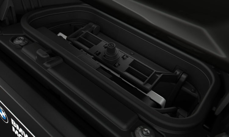 P90440697_highRes_bmw-k-1600-b-10-2021