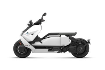 P90429103_highRes_bmw-ce-04-basic-vari